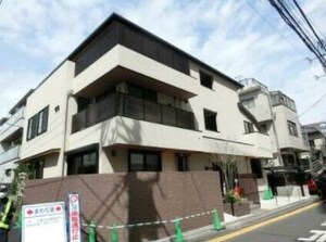 ファミール日本館外観写真