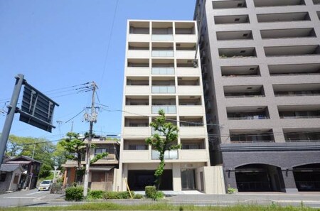白島九軒町ハイツ外観写真