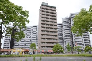 JR新白島駅前東亜ビル外観写真