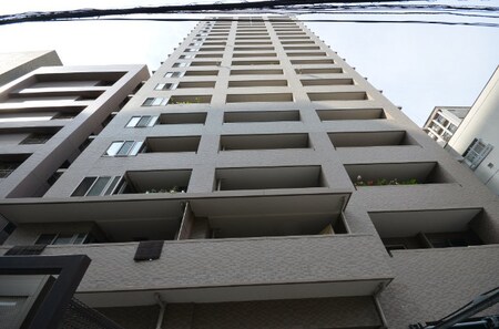 ルミナス小町トゥールドボヌール外観写真