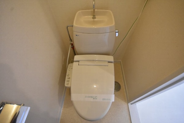 トイレ(シャワートイレ)