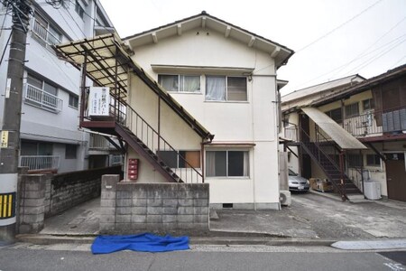 第三村島アパート外観写真