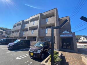フォレスト　シャレ外観写真