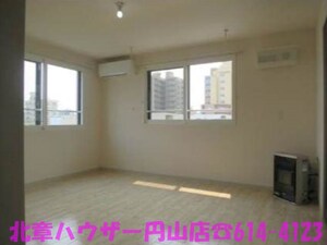 ファミル山鼻外観写真