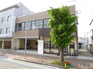 駅前アパート外観写真