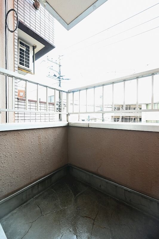 物件内観写真8　(ベランダ)