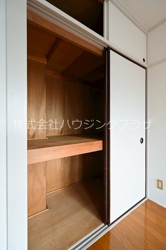 物件内観写真9　(収納)