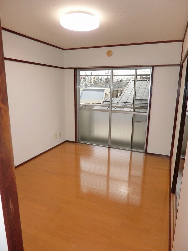 物件内観写真11　(室内)