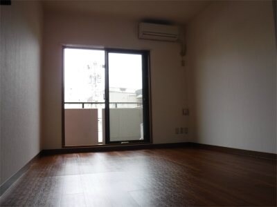 物件内観写真6　(７帖洋室)