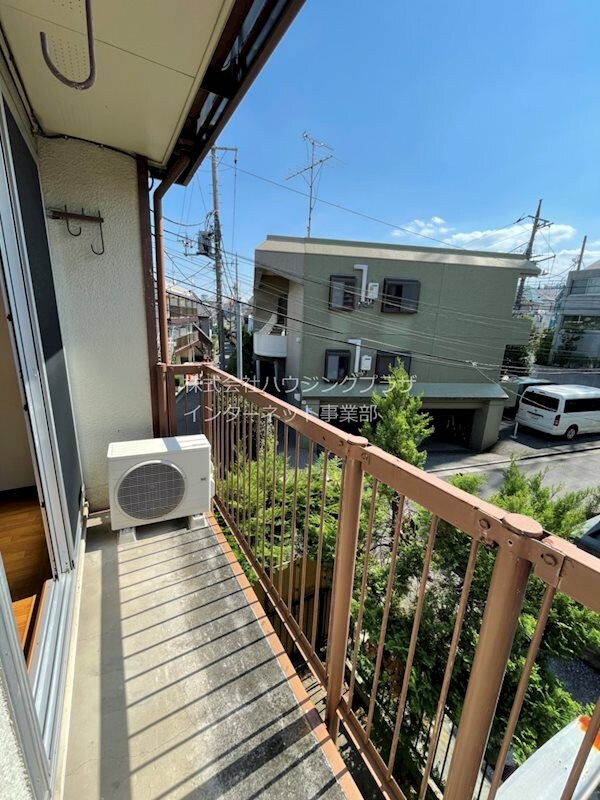 物件内観写真8　(南向きバルコニー)