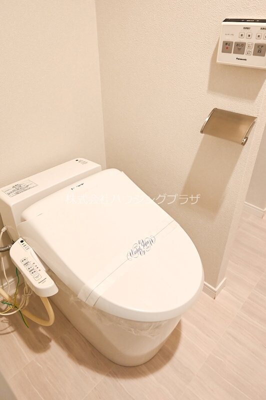 物件内観写真2　(トイレ)