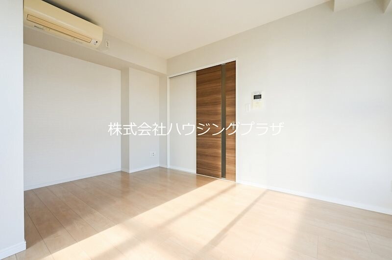 物件内観写真4　(室内)