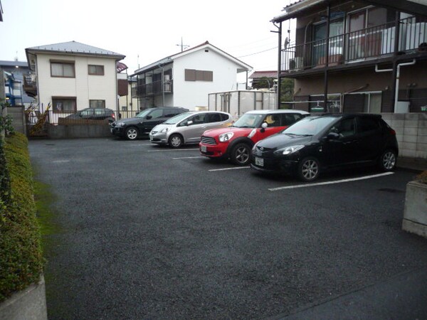 駐車場(屋外駐車場)