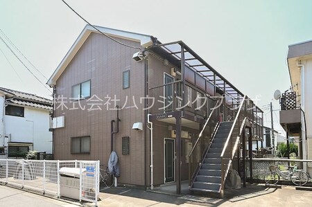 クリスタル外観写真