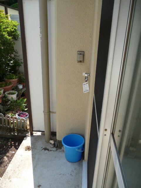 物件内観写真11　(室外洗濯機置場)