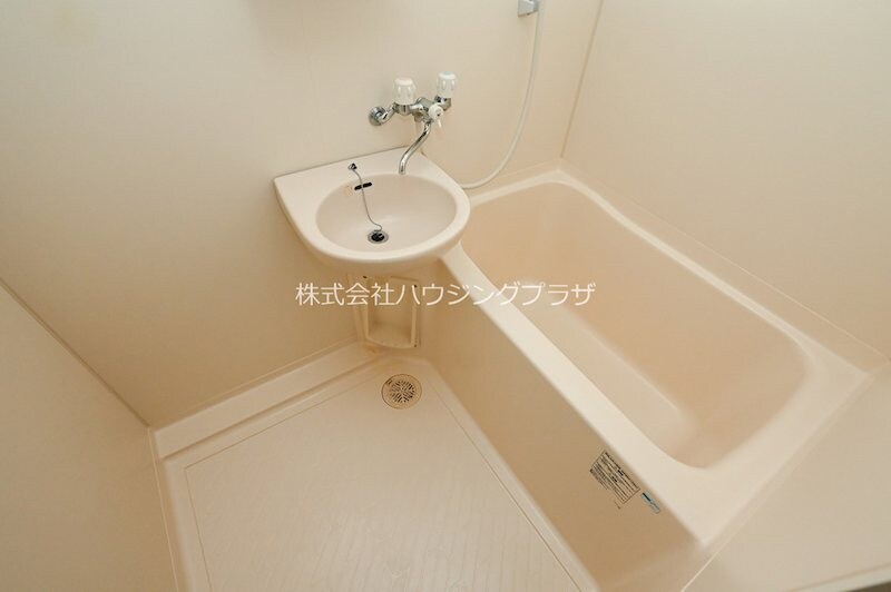 物件内観写真5　(バスルーム)