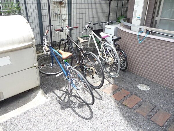 その他共有部分(駐輪場)