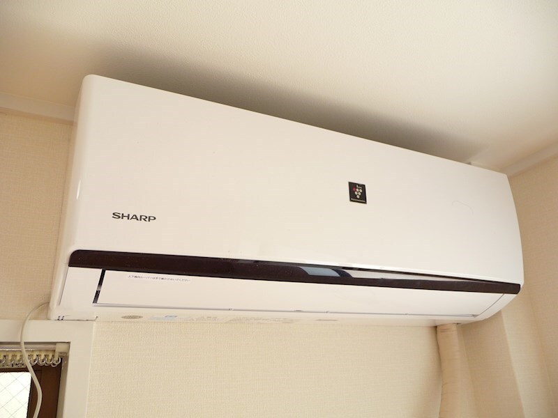 物件内観写真13　(エアコンは２台完備)