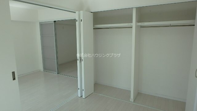 物件内観写真10　(クローゼット)