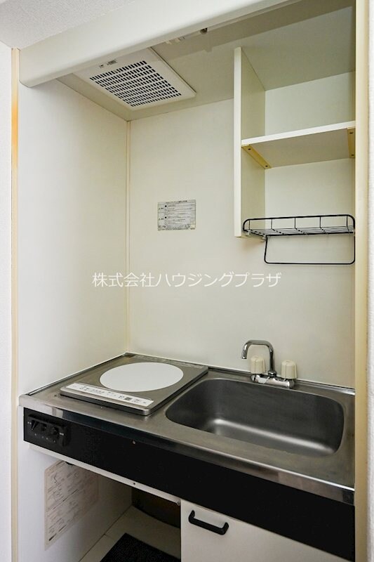 物件内観写真3　(ＩＨクッキングヒーター)
