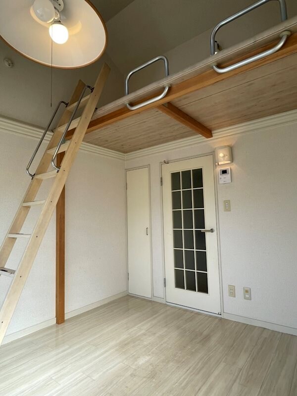 物件内観写真4　(室内)