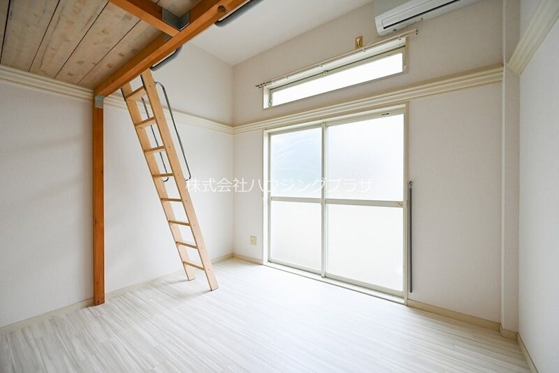 物件内観写真4　(室内)