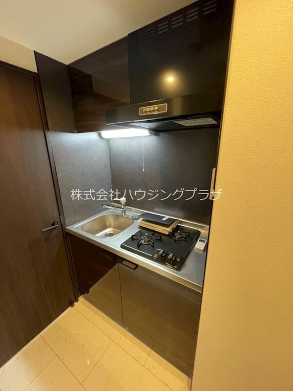 物件内観写真3　(２口ガスシステムキッチン)