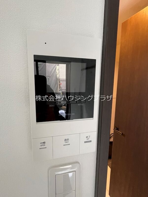 物件内観写真11　(モニター付きインターホン)