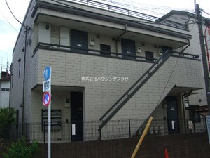 ハイツ下北沢外観写真