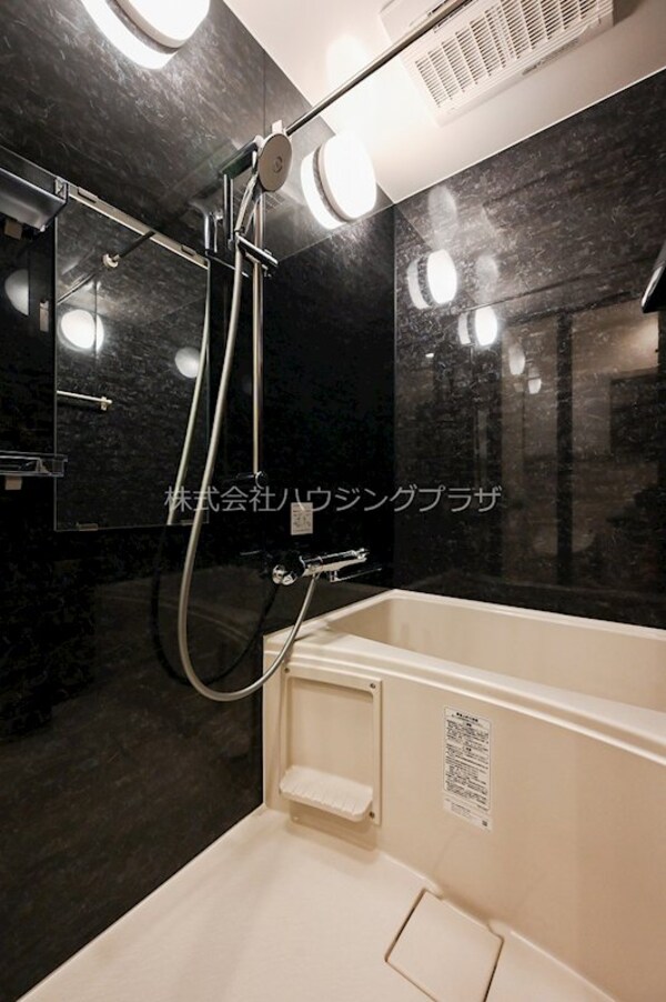 風呂画像(※別タイプ参考写真)