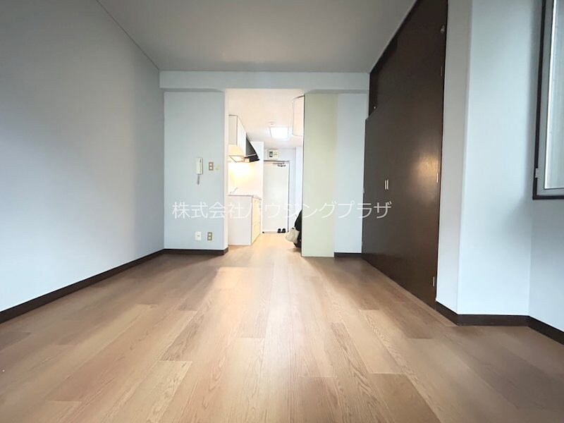 物件内観写真4　(室内)