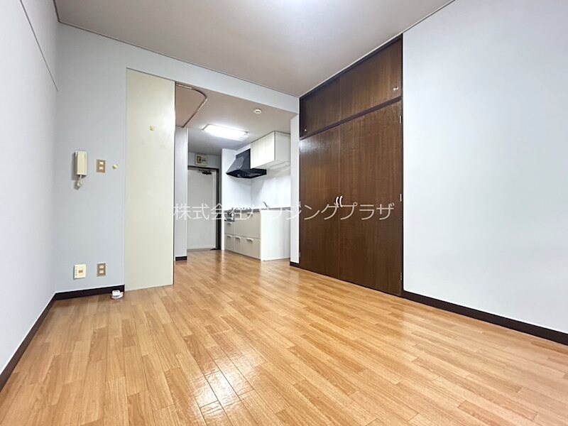 物件内観写真4　(室内)