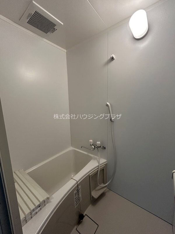 物件内観写真5　(バスルーム)