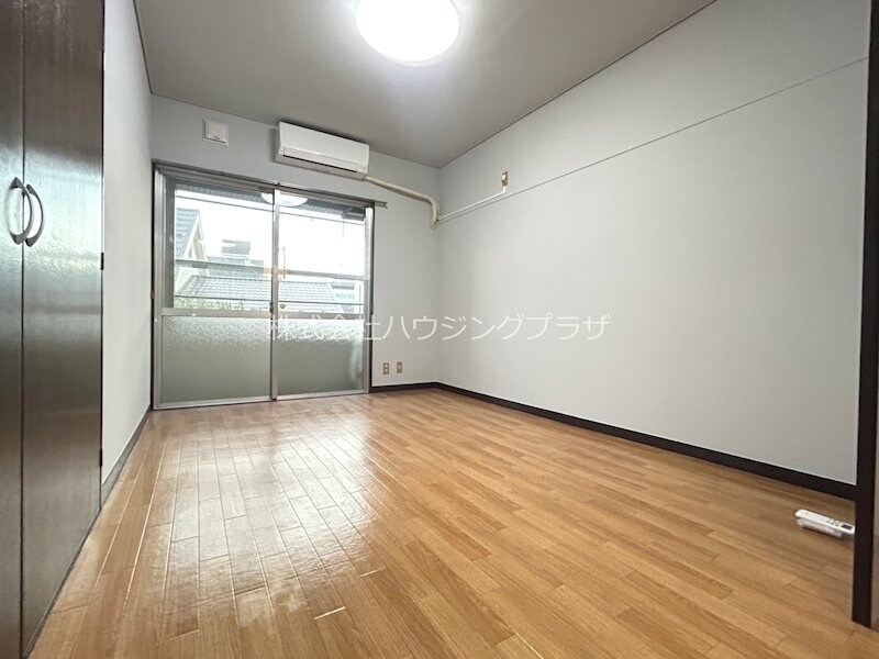 物件内観写真6　(室内)