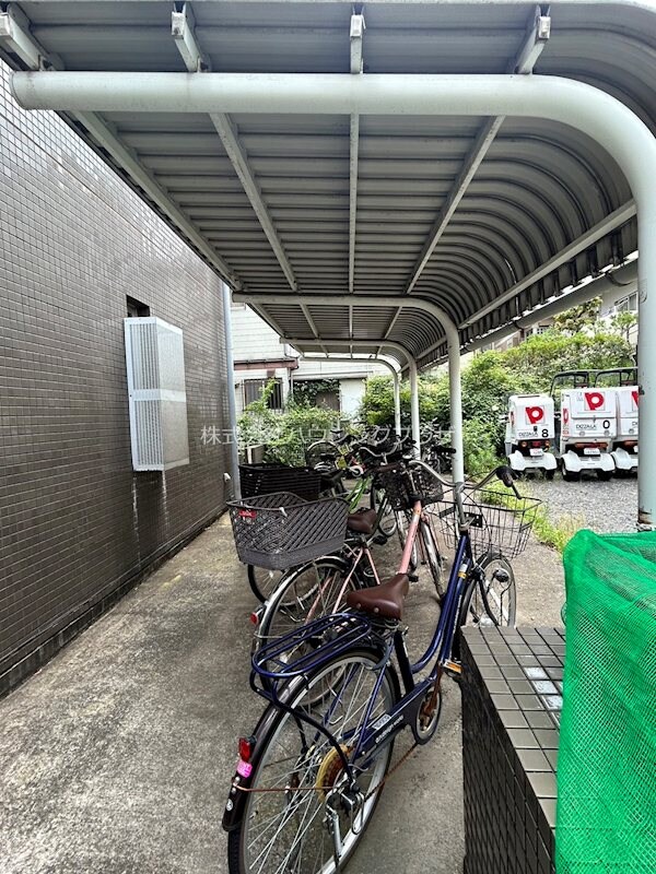 物件内観写真14　(自転車駐輪場)