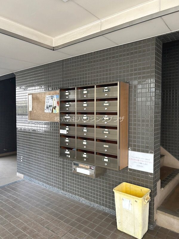 物件内観写真15　(メールボックス)