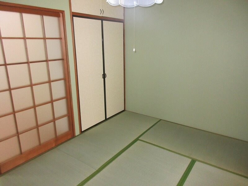 物件内観写真4　(別のお部屋の参考写真です。)
