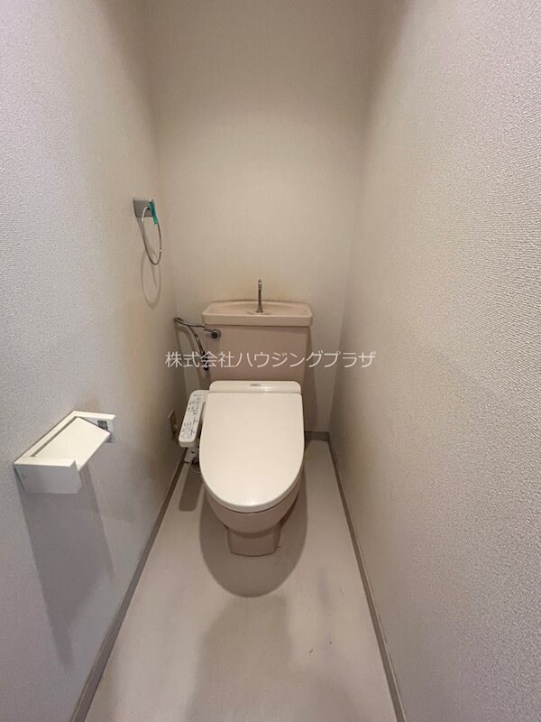 物件内観写真2　(トイレ)