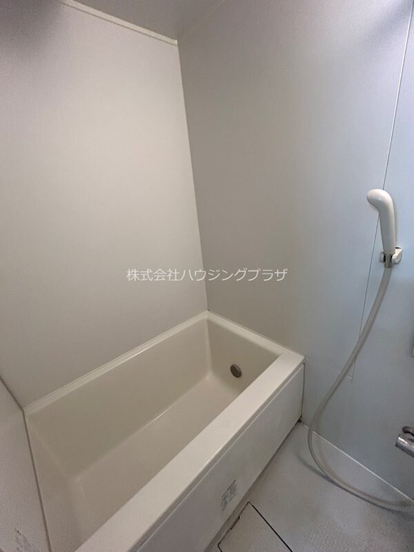 物件内観写真5　(バスルーム)