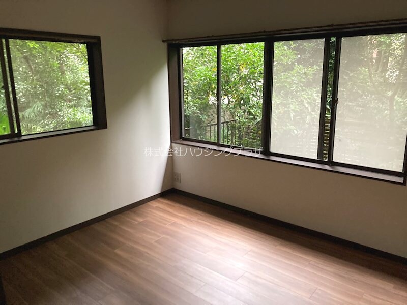 物件内観写真6　(室内)