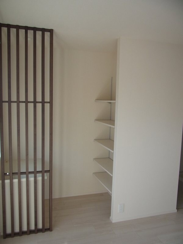 物件内観写真13　(書斎スペース)