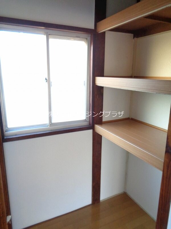 物件内観写真9　(※別室参考写真)