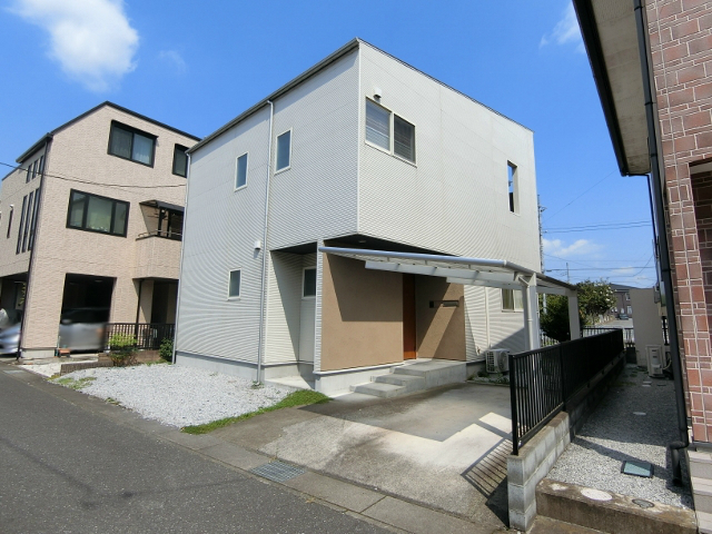 中今泉デザインハウス