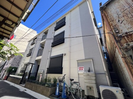 マーチ壱番館外観写真