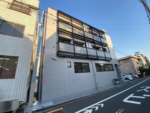 紙徳ビル外観写真