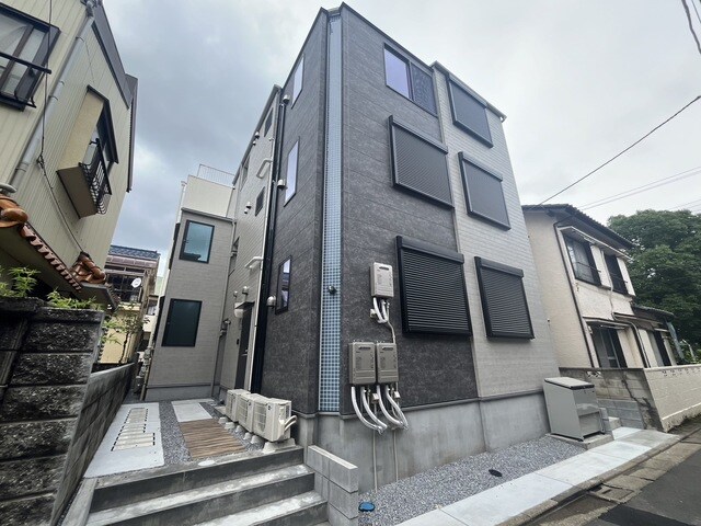 リュクスカーサ梅島の物件外観写真