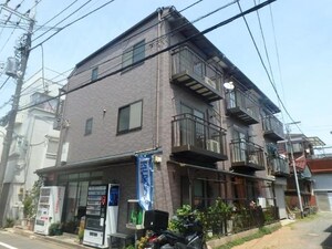 メゾンマリーナ外観写真