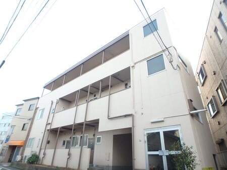 石田マンション外観写真