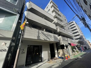 A.K.Crown外観写真