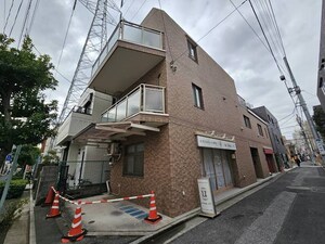 エヌ・アールビルＢ外観写真